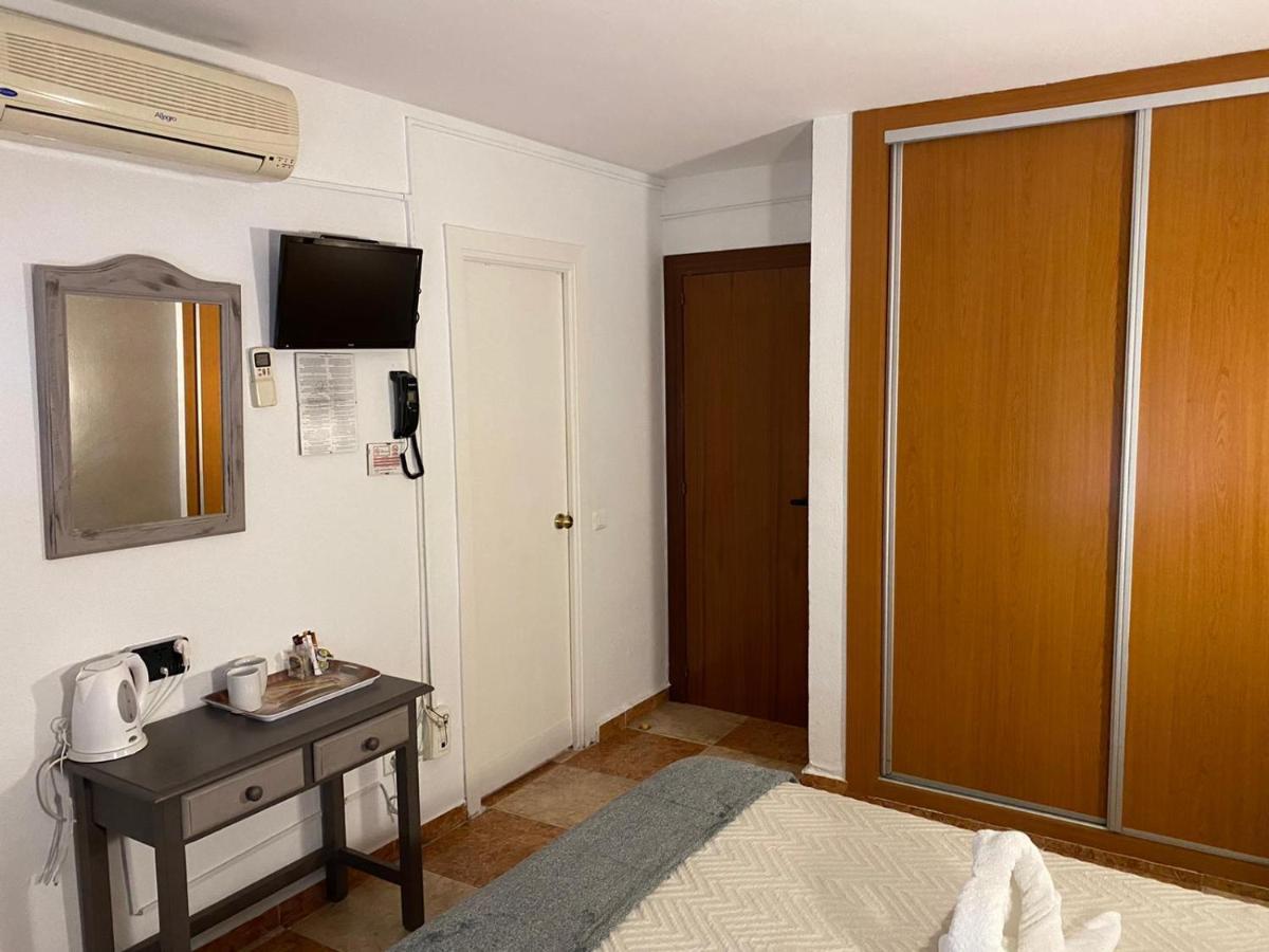 Virgen Del Rocio II Hotel Torremolinos Exterior foto