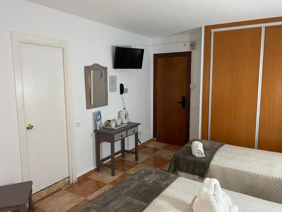 Virgen Del Rocio II Hotel Torremolinos Exterior foto